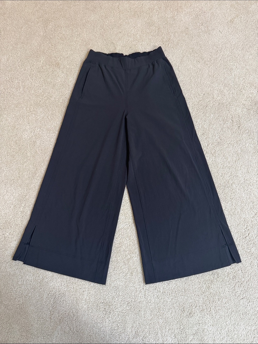 Lululemon stretch woven high rise crop pant